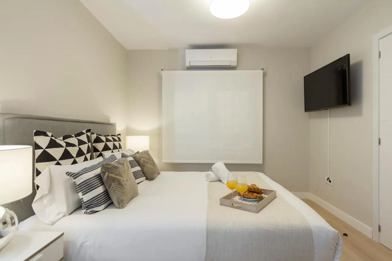 Dobohomes - Clara Del Rey Madrid