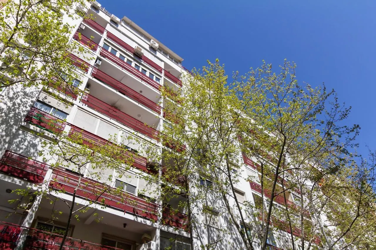 Dobohomes - Clara Del Rey location